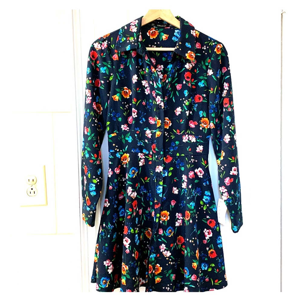ZARA Basic button up dress. XS. Brand new.